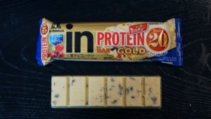 プロテインバー(森永)／GOLD クランベリー＆ストロベリー