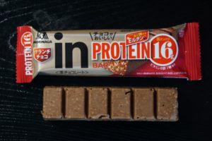 プロテインバー(森永)／クランチチョコ