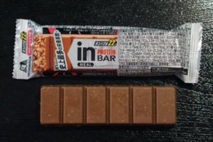 プロテインバー(森永)／ミール ベリーショコラ